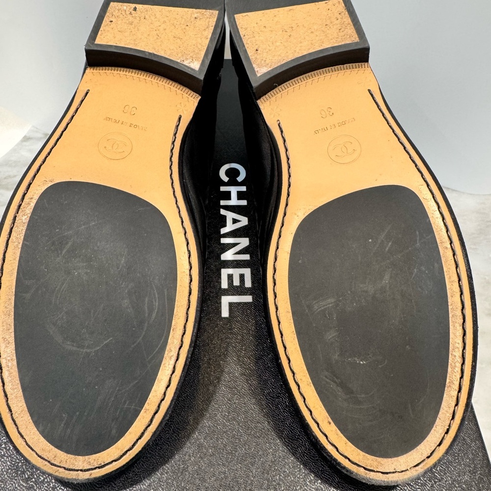 CHANEL 21S Mocassins Loafers CC Logo Black Lambskin Size 36 - Picture 10 of 13